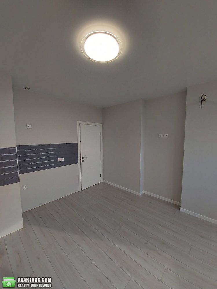 Sell 1-room apartment. Киев,  Харьковское шоссе — photo 2