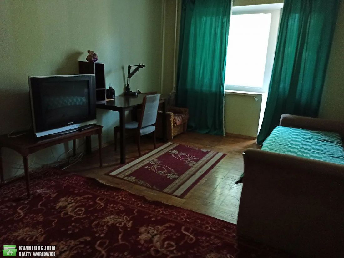 Rent out 2-room apartment. Киев, Курнатовского — photo 2