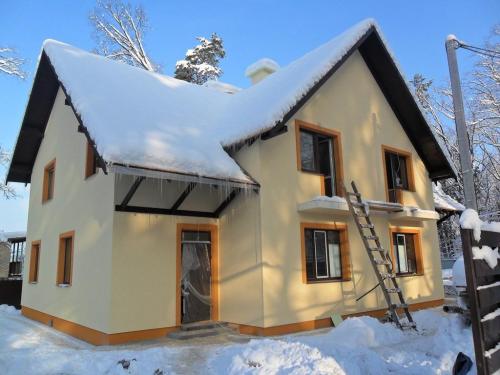 Sell house. Киевская обл., Новооскольская — photo 1