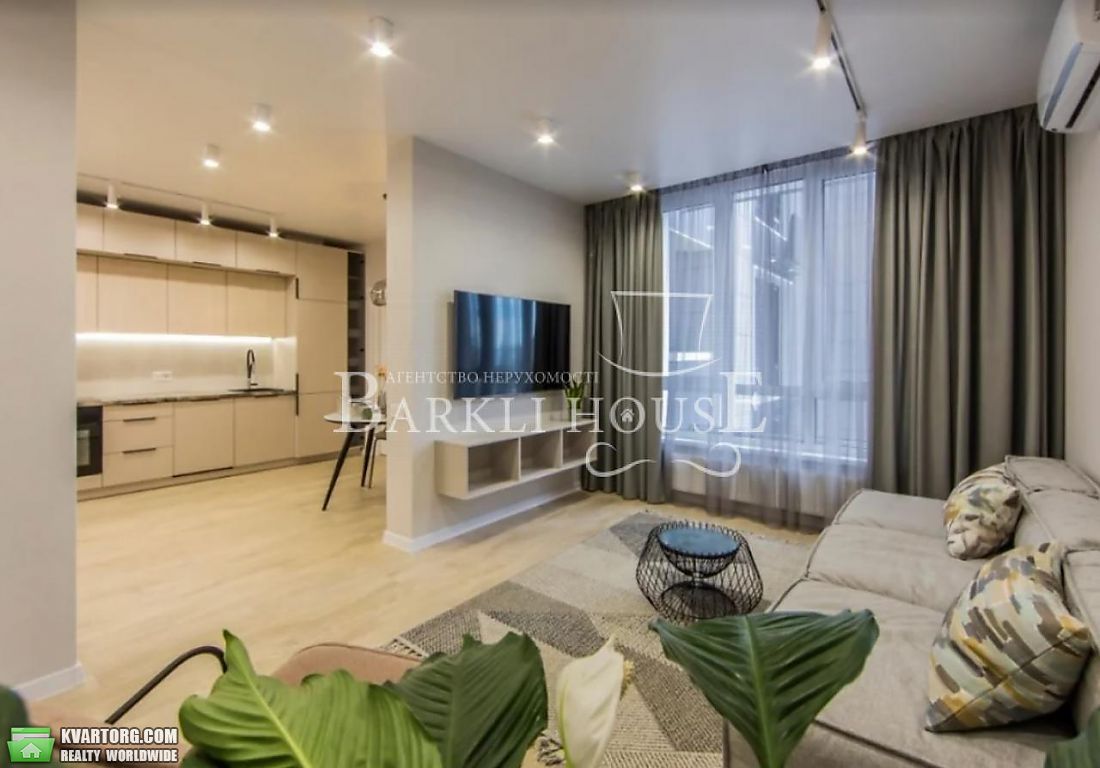 Rent out 2-room apartment. Киев, Бойчука — photo 1