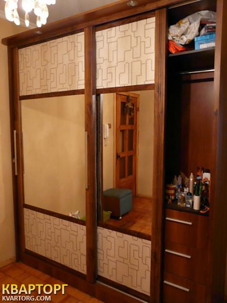 Rent out 3-room apartment. Киев,  Курская — photo 8