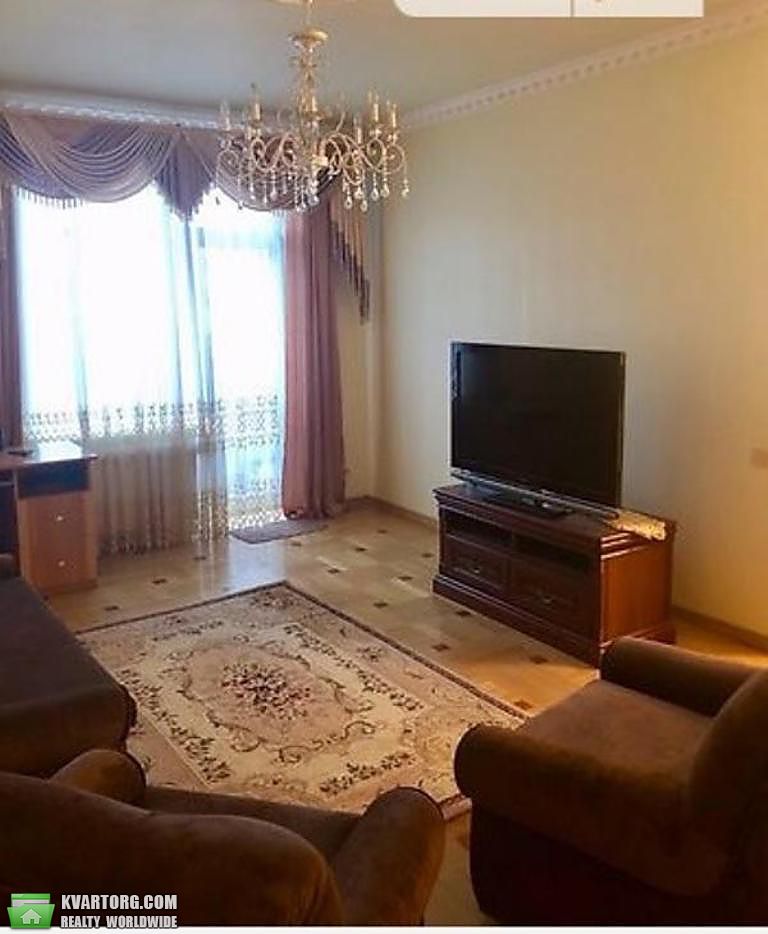 Rent out 2-room apartment. Киев,  Щекавицкая — photo 2