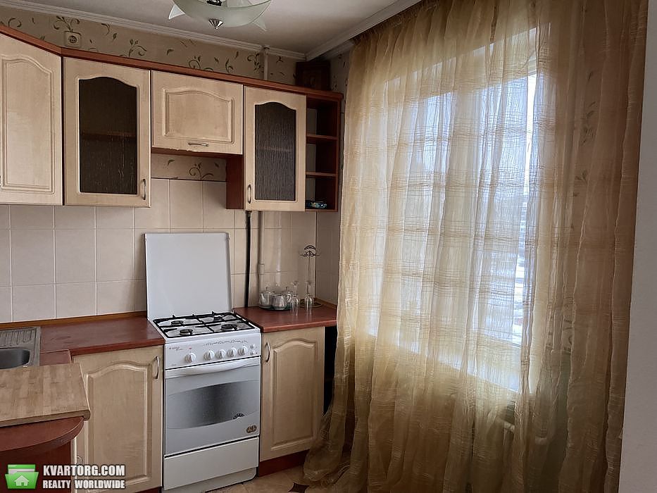 Rent out 1-room apartment. Киев,  Гайдай — photo 3