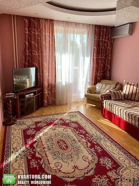 Sell 1-room apartment. Киев,  Волынская — photo 1