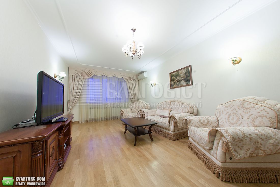 Rent out 3-room apartment. Киев,  Голосеевская — photo 6