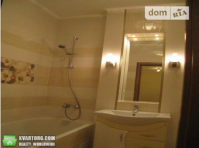 Rent out 2-room apartment. Киев, ул. Мейтуса — photo 1