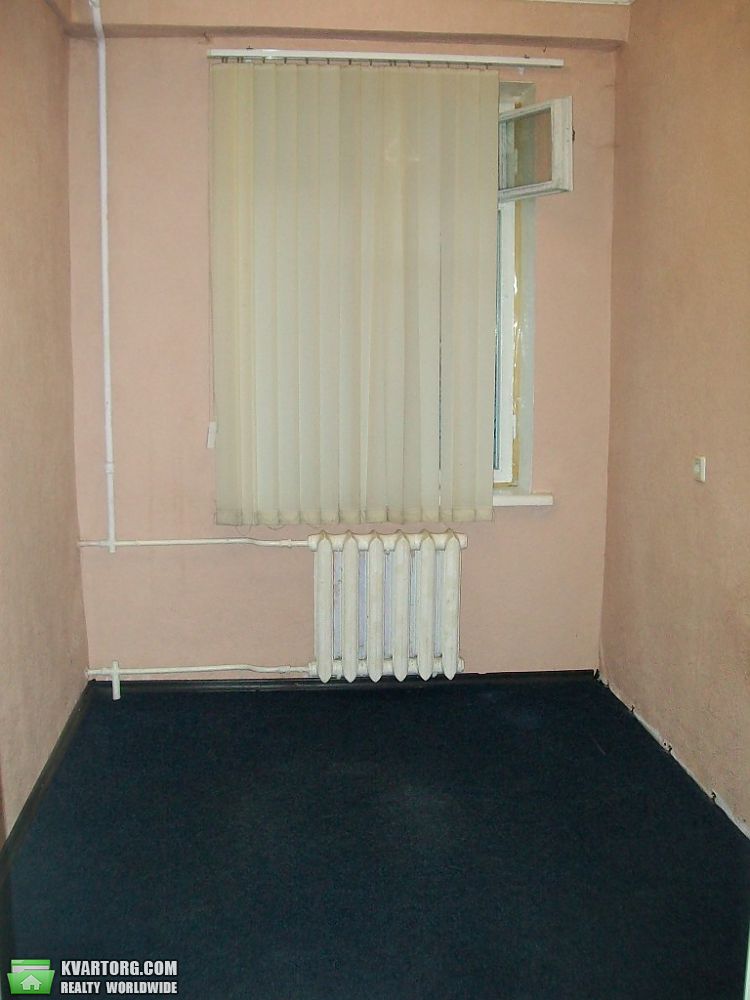 Sell 3-room apartment. Киев,  40-летия Октября просп — photo 2