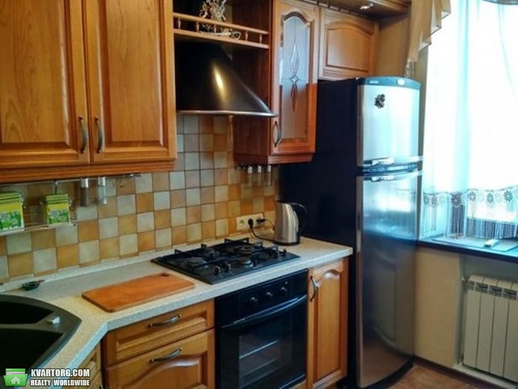 Rent out 3-room apartment. Киев,  Мельникова — photo 7