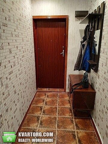 Rent out 1-room apartment. Львов, Степана Бандери — photo 4