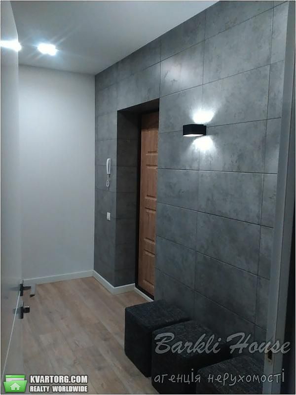 Rent out 2-room apartment. Киев,  Ямская — photo 9