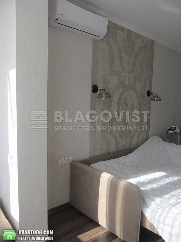 Rent out 1-room apartment. Киев,  Конева — photo 3