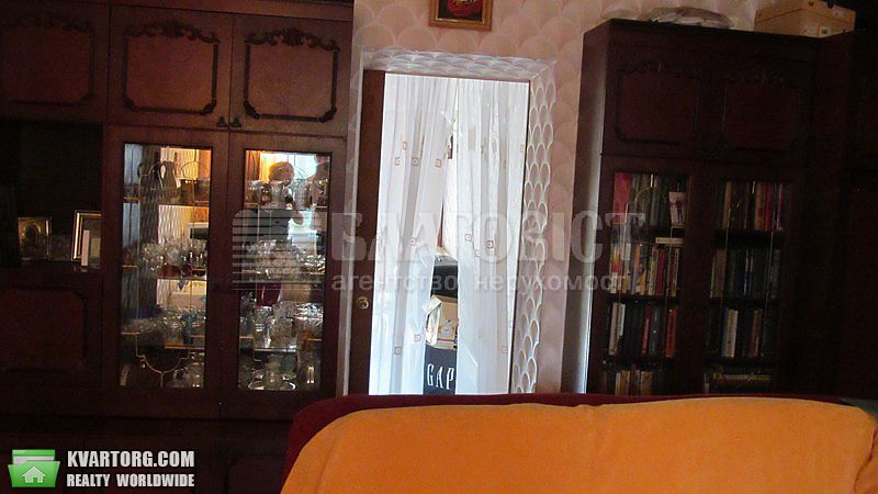Sell 3-room apartment. Киев,  Щорса — photo 3