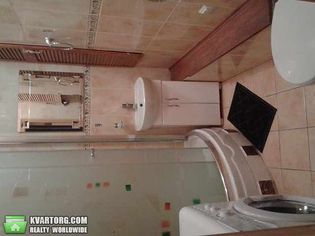 Rent out 2-room apartment. Киев,  Васильченко — photo 8