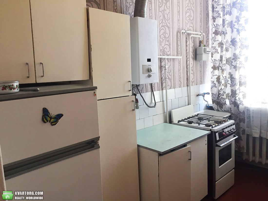 Rent out 2-room apartment. Киев,  Столичное шоссе — photo 5