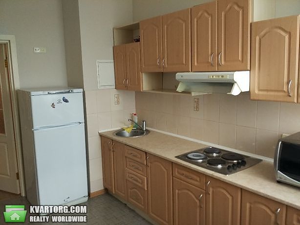 Rent out 1-room apartment. Киев,  Героев Обороны — photo 2