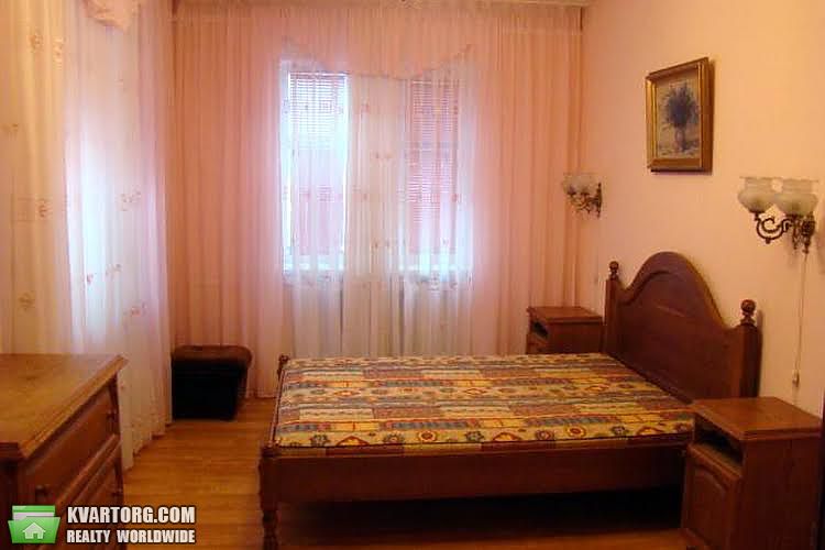 Rent out 3-room apartment. Киев, Минский проспект — photo 1