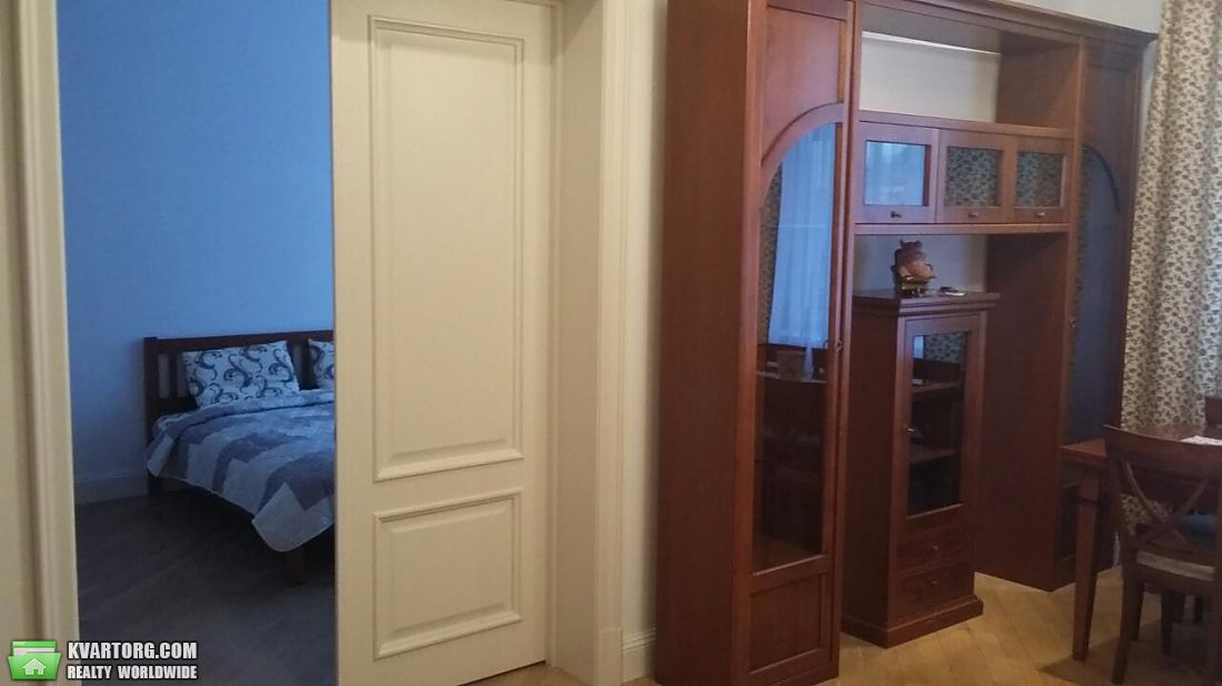 Rent out 4-room apartment. Киев,  Малая Житомирская — photo 6