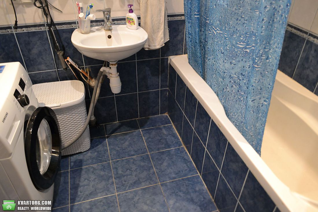 Rent out 2-room apartment. Киев,  Ломоносова — photo 8