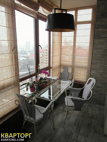 Sell 3-room apartment. Киев,  Щорса — photo 1