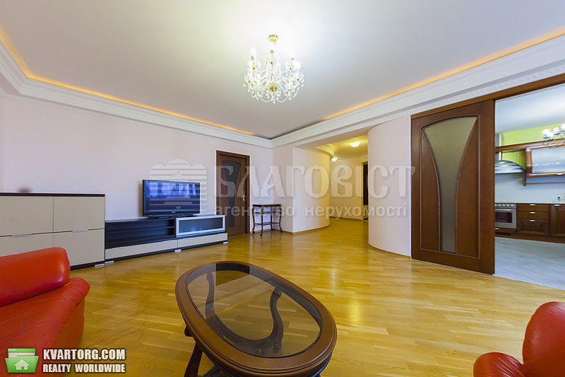Rent out 3-room apartment. Киев,  Старонаводницкая — photo 1