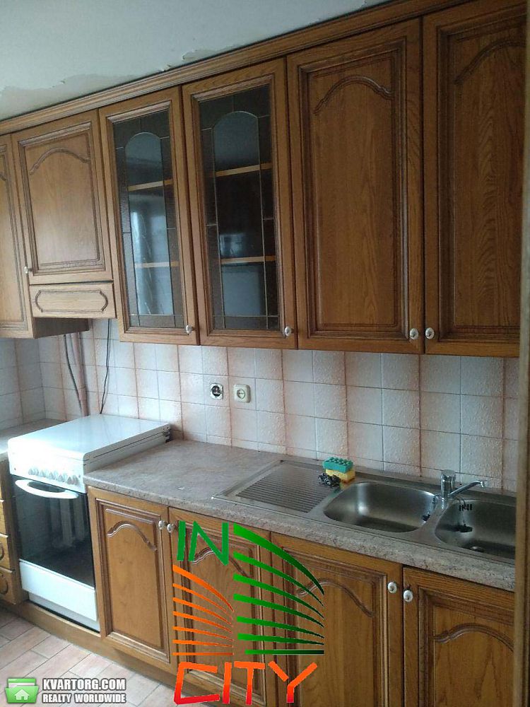 Sell 2-room apartment. Киев,  Ватутина пр — photo 1