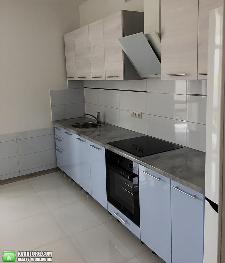 Rent out 3-room apartment. Киев,  Глубочицкая — photo 5