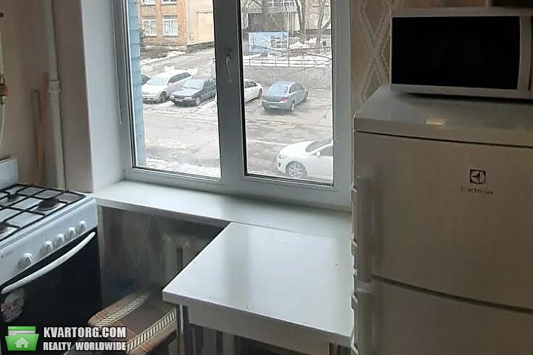 Sell 1-room apartment. Киев,  Метростроевская — photo 4