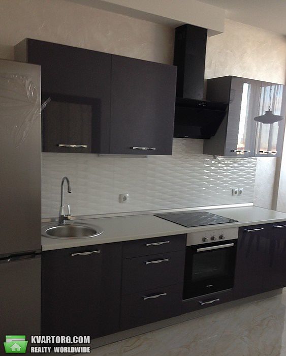 Sell 2-room apartment. Киев, Чорновола — photo 3