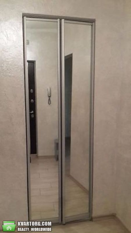 Sell 2-room apartment. Киев,  Урловская — photo 5