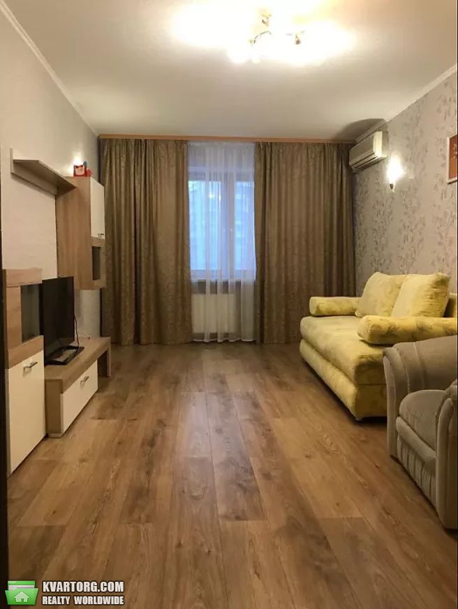 Rent out 2-room apartment. Киев,  Героев Сталинграда пр — photo 3