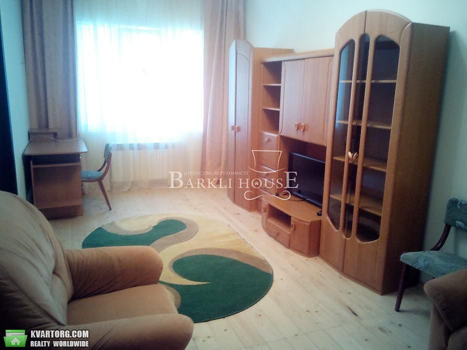 Rent out house. Киев,  Садовая Осокорки — photo 1