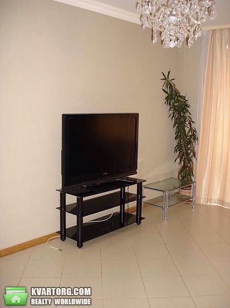 Sell 1-room apartment. Киев, Дегтяревская — photo 1