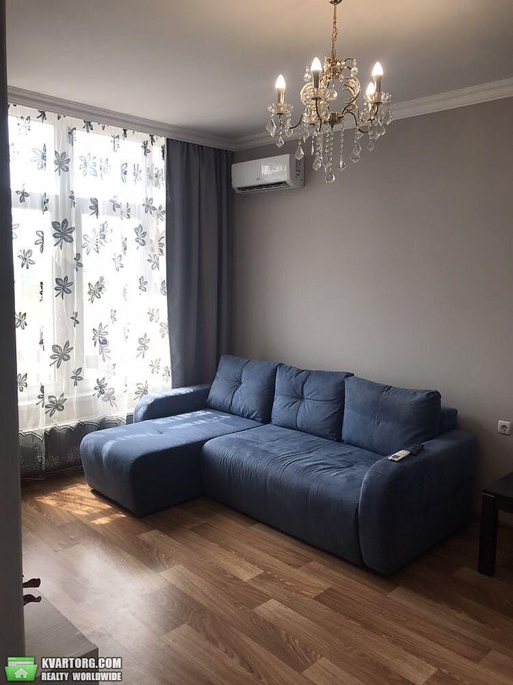 Rent out 1-room apartment. Киев,  Львовская — photo 2