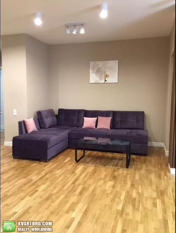 Rent out 3-room apartment. Киев,  Глубочицкая — photo 4
