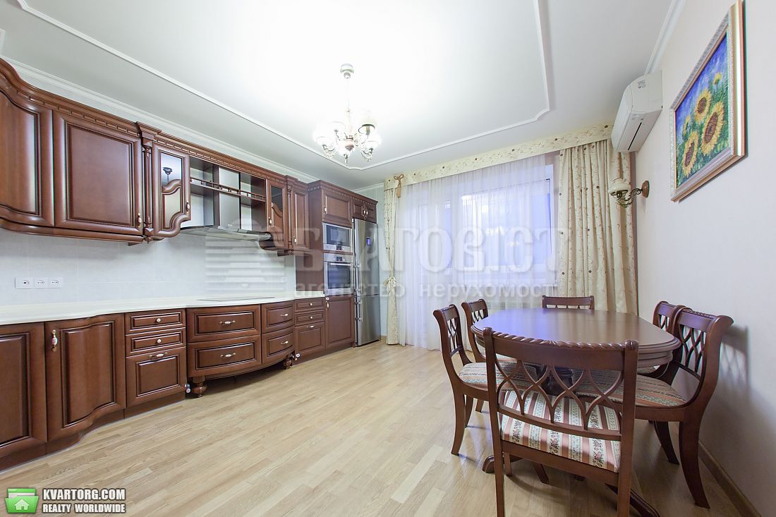 Rent out 3-room apartment. Киев,  Голосеевская — photo 3