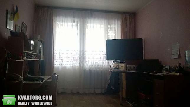 Sell 2-room apartment. Киев,  Ватутина пр — photo 1