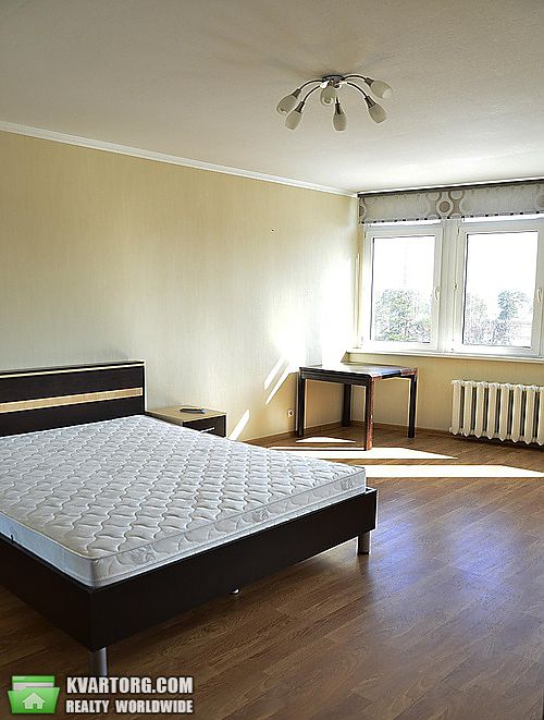 Rent out 1-room apartment. Киев,  Пушиной — photo 3