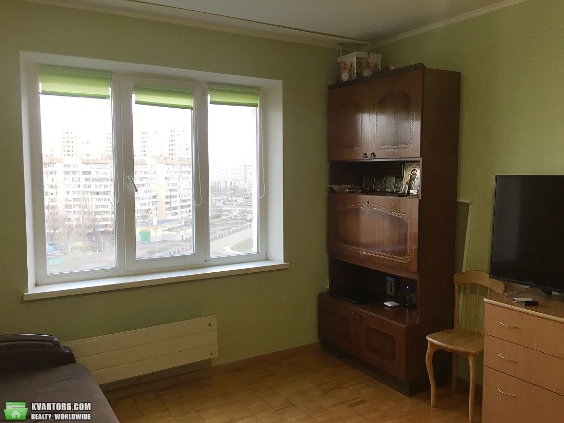 Sell 2-room apartment. Киев,  Радунская — photo 3