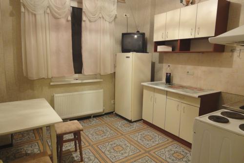 Rent out 1-room apartment. Одесса, проспект Маршала Жукова — photo 1
