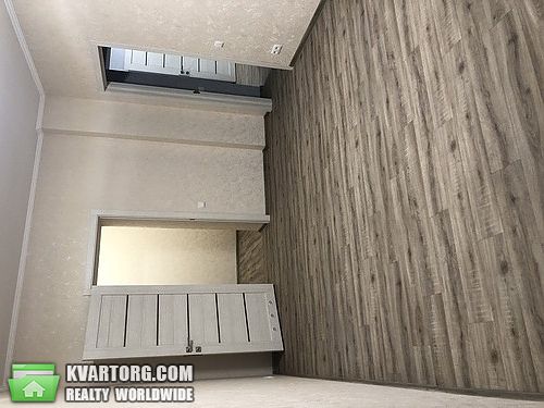 Sell 3-room apartment. Киев,  Салютная — photo 3