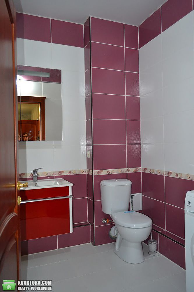 Rent out 1-room apartment. Киев, Маршала Конева — photo 5