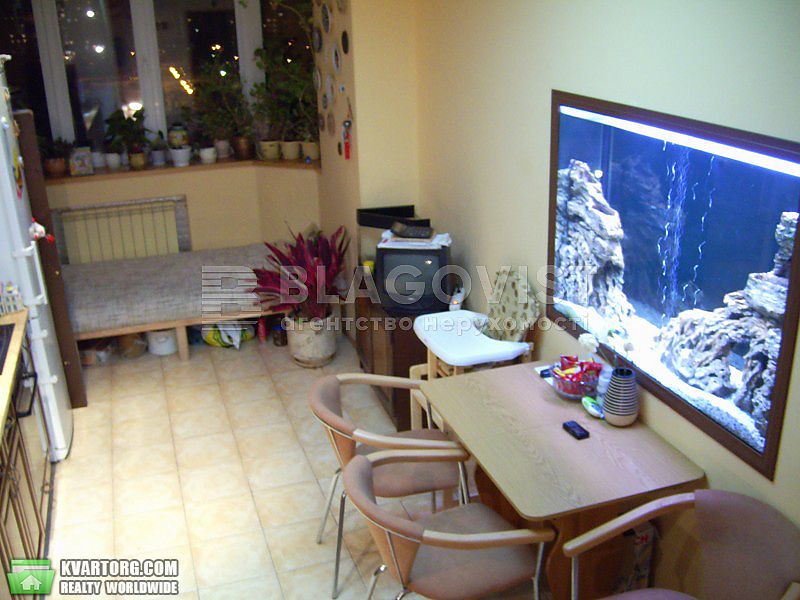 Sell 4-room apartment. Киев,  Конева — photo 6