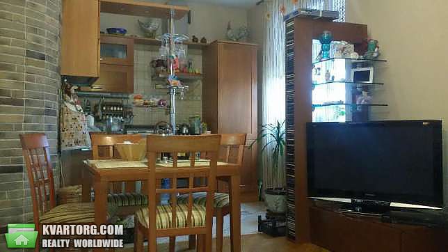Sell 2-room apartment. Киев,  Новодарницкая — photo 1
