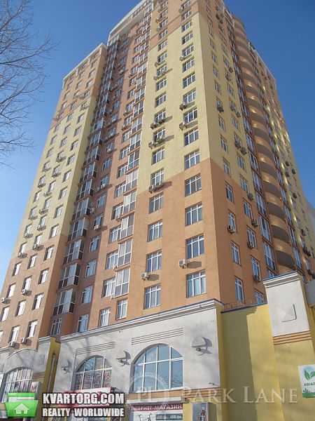 Sell 4-room apartment. Киев, Червоногвардійська — photo 1