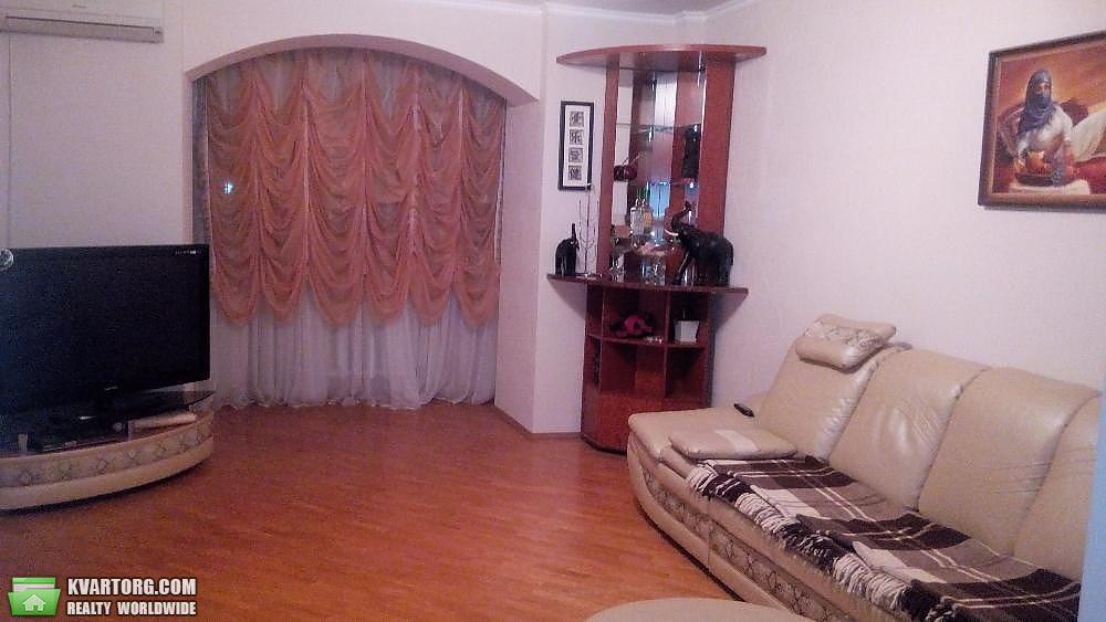 Sell 3-room apartment. Киев,  Конева — photo 1