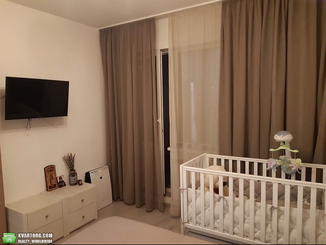 Sell 3-room apartment. Киев, петра панча — photo 2