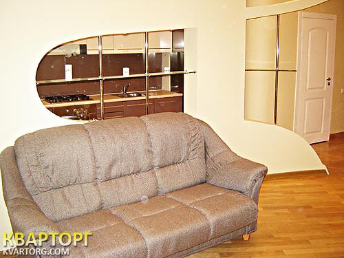 Rent out 2-room apartment. Киев,  Бассейная — photo 5