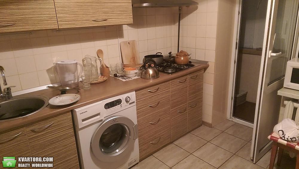 Sell 2-room apartment. Киев,  Энтузиастов — photo 2