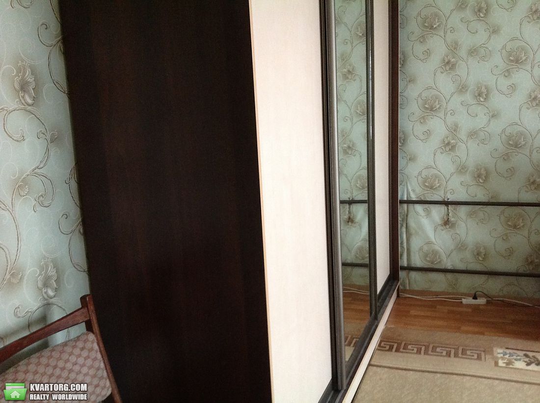 Rent out 2-room apartment. Харьков, Плиточная — photo 1