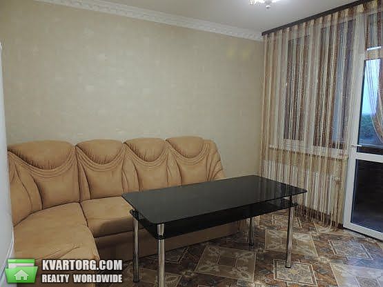 Rent out 1-room apartment. Киев,  Завальная — photo 8